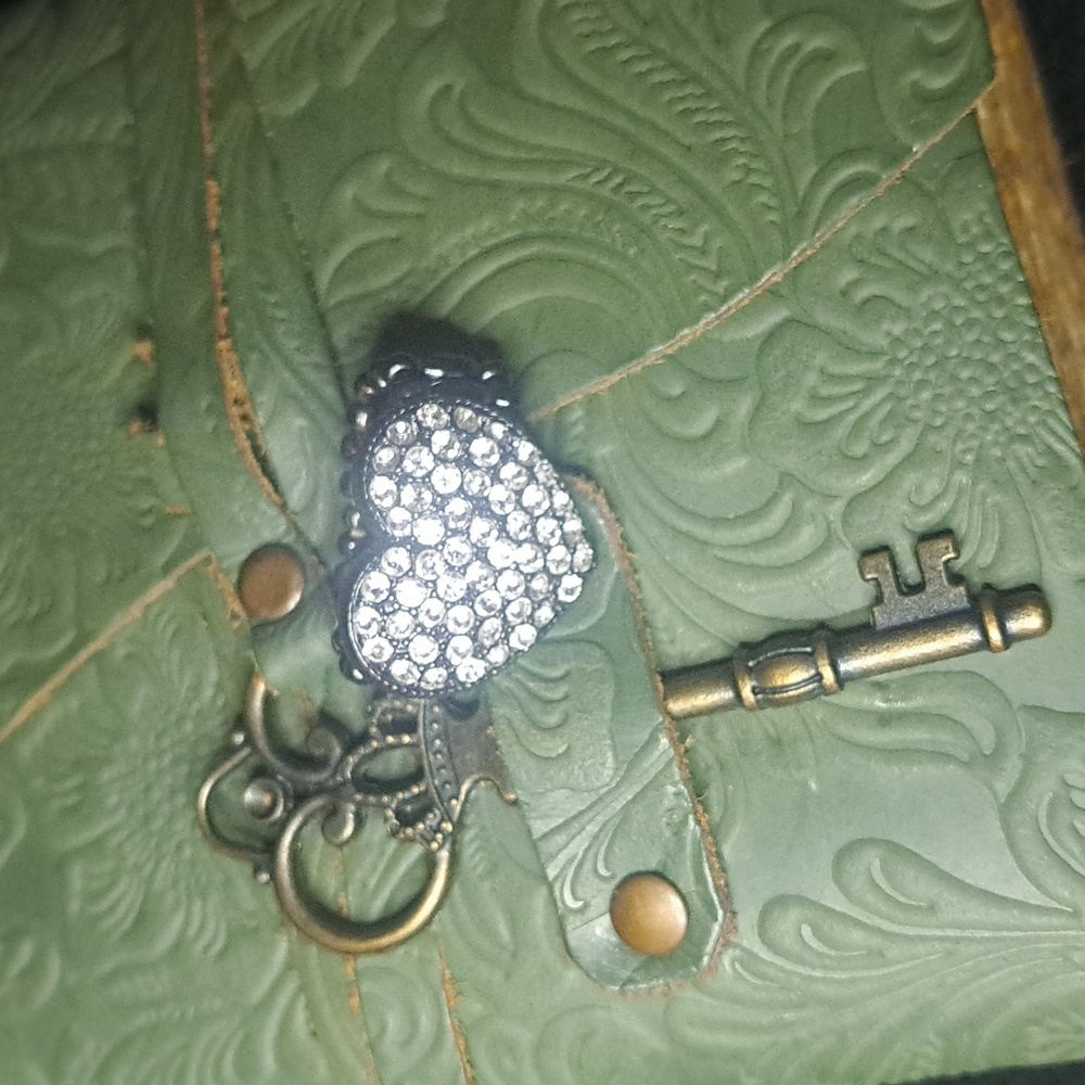 A Costum heart ring